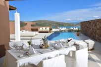 Luxury Residence Exterior with Private Pool