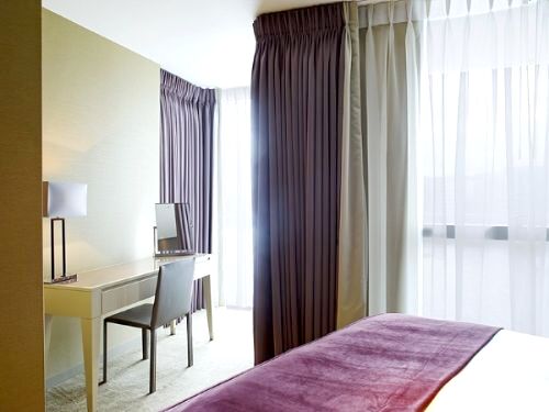 Cheval Three Quays - Tower View Deluxe 3-Bedroom Image 12