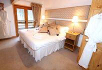 Chalet Morzine - Large Double Room Image 15
