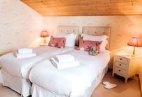 Chalet Morzine - Large Double Room Image 17
