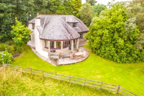 Cottage five with spacious garden